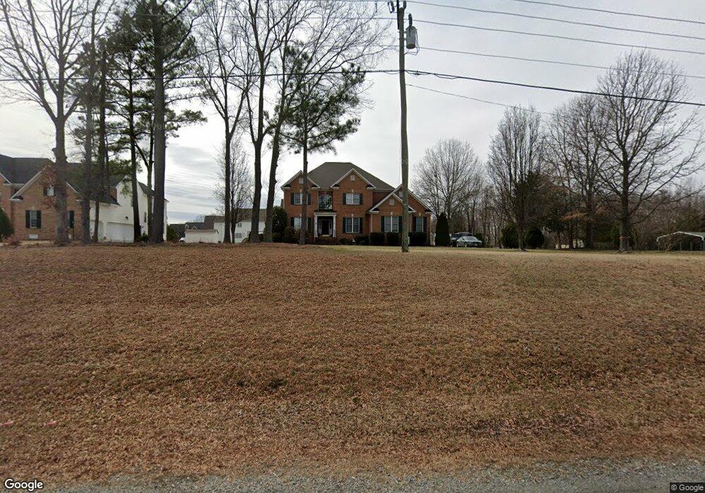 6006 Topping Ln, Glen Allen, VA 23060 - photo 1