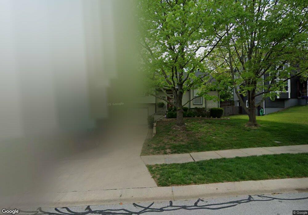 5122 Perry Ln, Shawnee, KS 66203 - photo 1