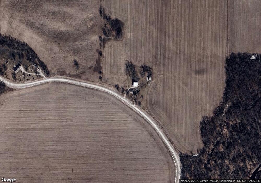 4741 Cedar Ridge Rd, Center Point, IA 52213 - photo 1