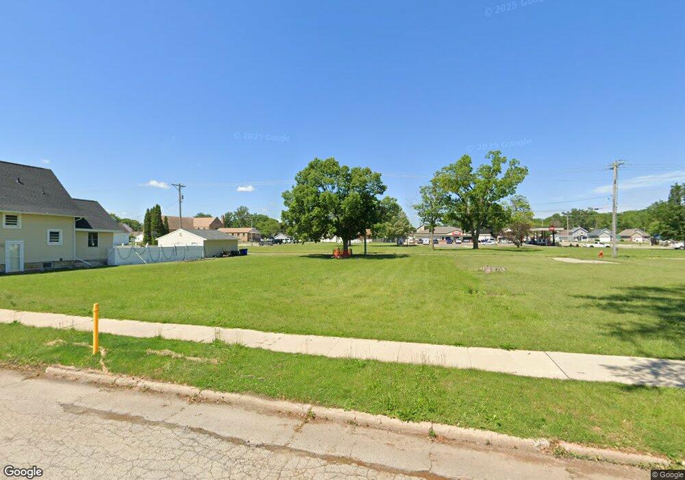 1518 6th St NW, Cedar Rapids, IA 52405 - photo 1