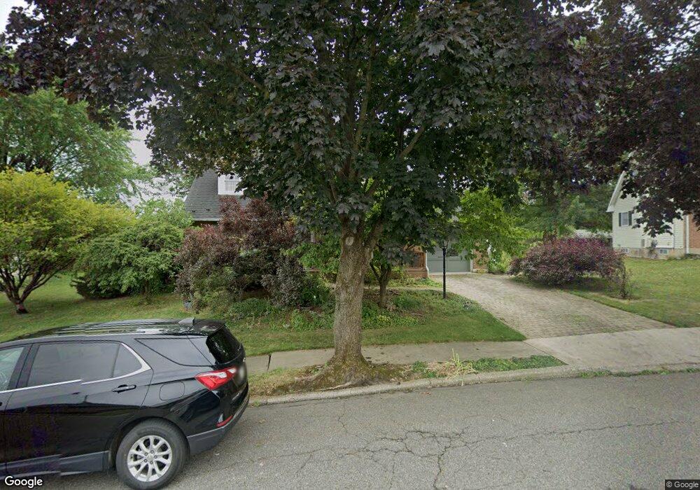 3057 Coplay Ln, Whitehall, PA 18052 - photo 1