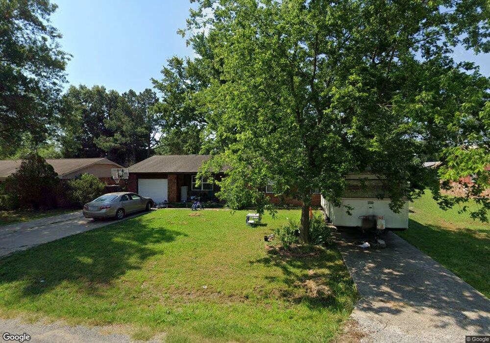 415 E Stacy, Chouteau, OK 74337 - photo 1