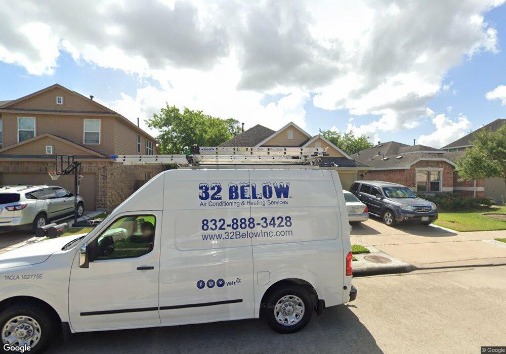 1810 Winding Trail Ln, Alvin, TX 77511 - photo 1