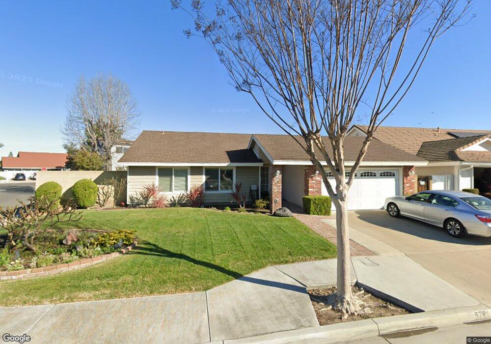 5781 Roxbury Ct, Cypress, CA 90630 - photo 1