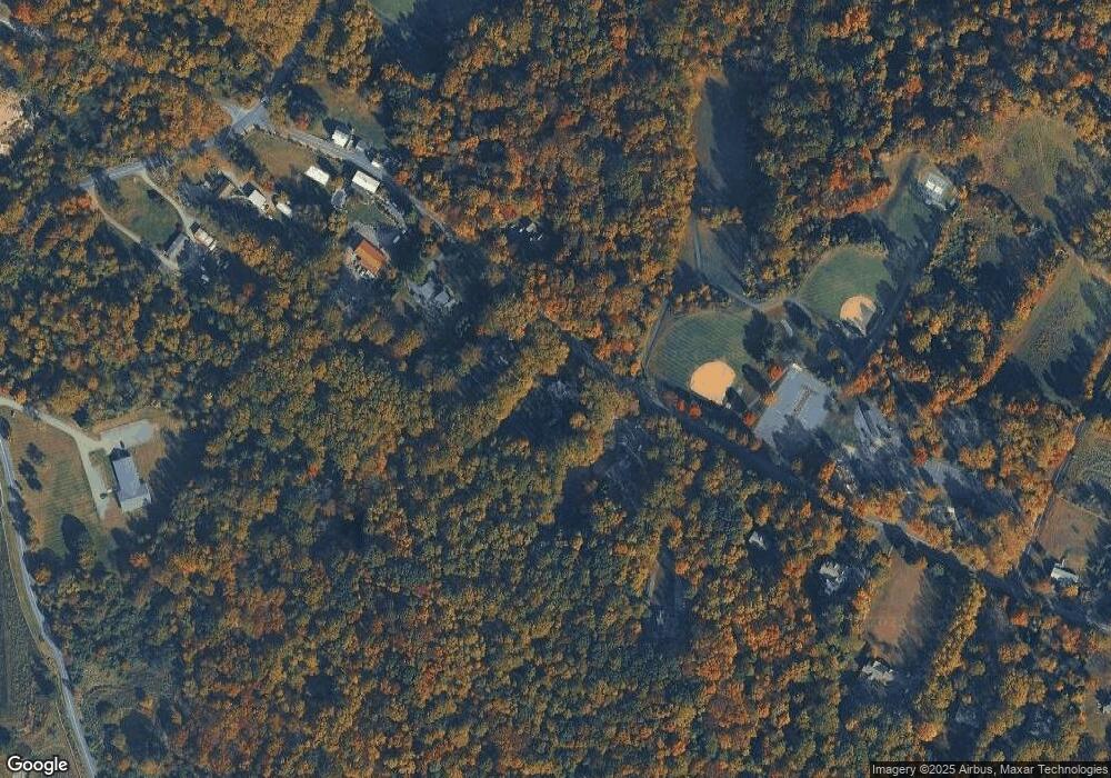 833 Mountain Rd, Boyertown, PA 19512 - photo 1