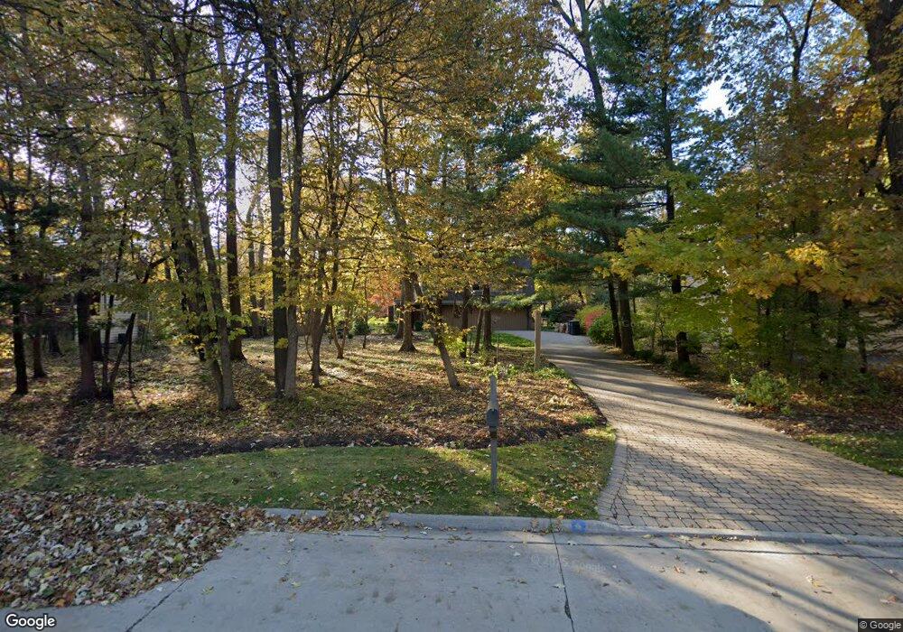 2401 Trillium Ln, Naperville, IL 60565 - photo 1