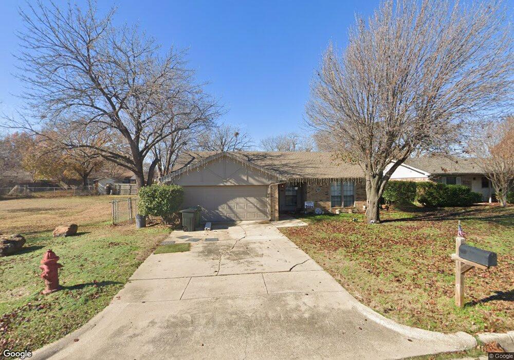 5501 Irish Spring Ln, North Richland Hills, TX 76180 - photo 1