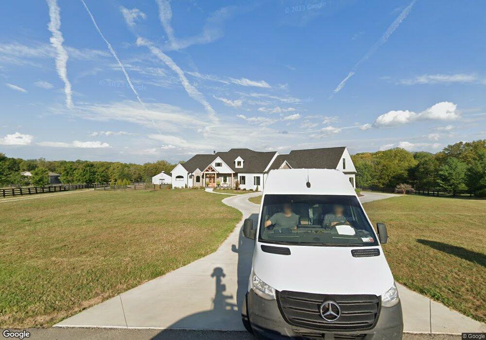 280 Cave Run Cir, Versailles, KY 40383 - photo 1