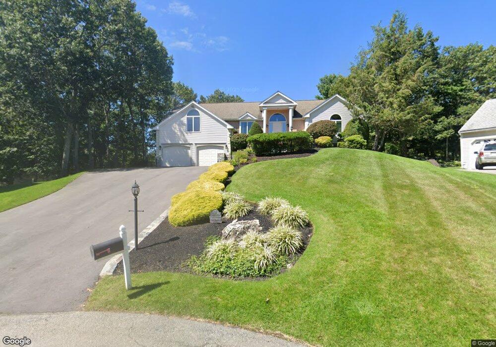 53 Granite Post Ln, East Weymouth, MA 02189 - photo 1