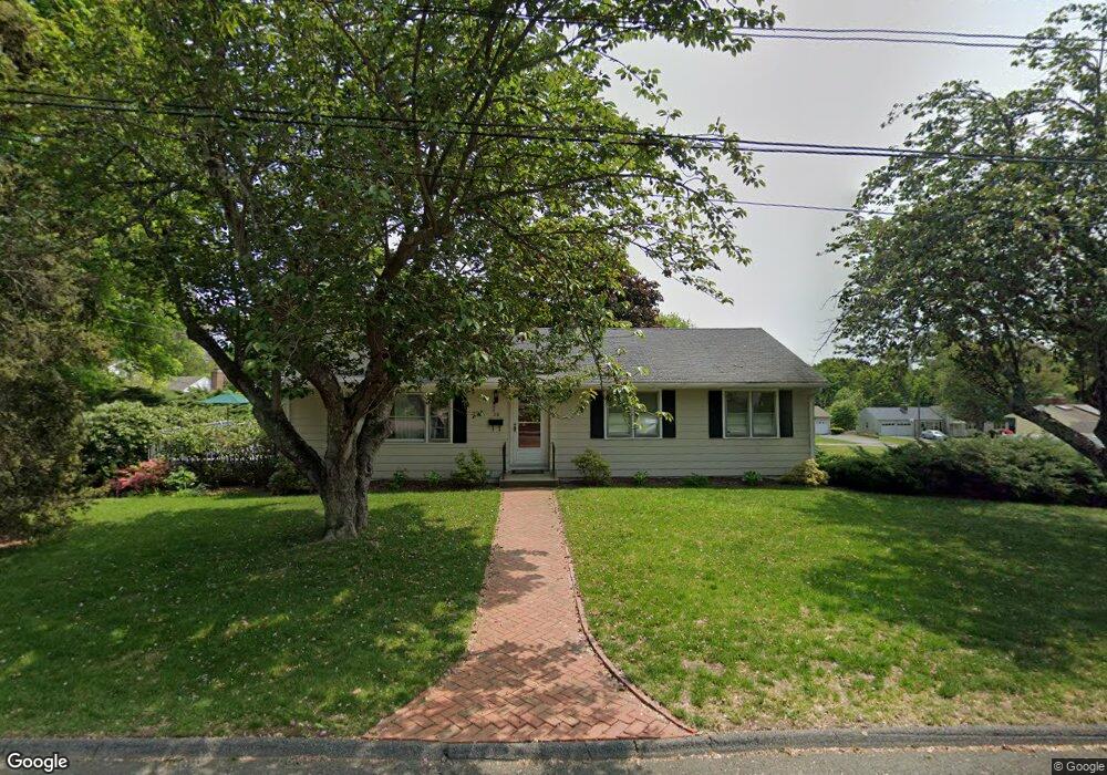 28 Locust St, Trumbull, CT 06611 - photo 1