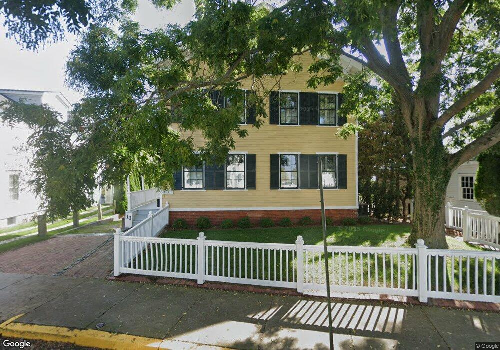 11 Main St unit 2 (2nd FL), Stonington, CT 06378 - photo 1