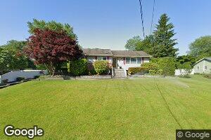 6 Branch Dr, Smithtown, NY 11787