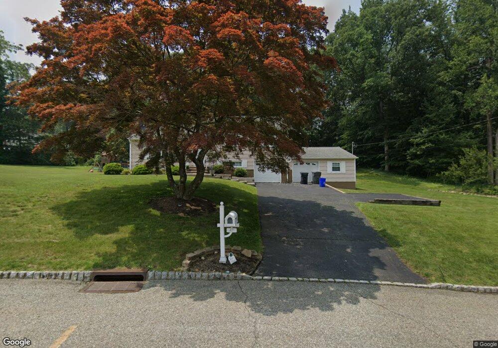 47 Locust Dr, Morris Plains, NJ 07950 - photo 1