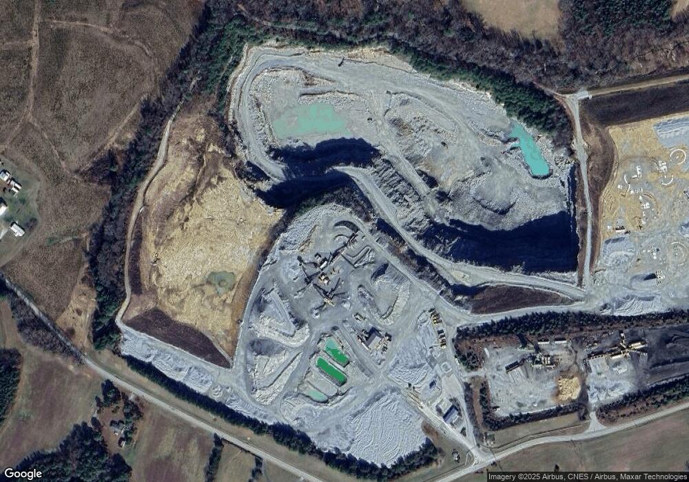 1049 Skyline Rd, South Hill, VA 23970 - photo 1