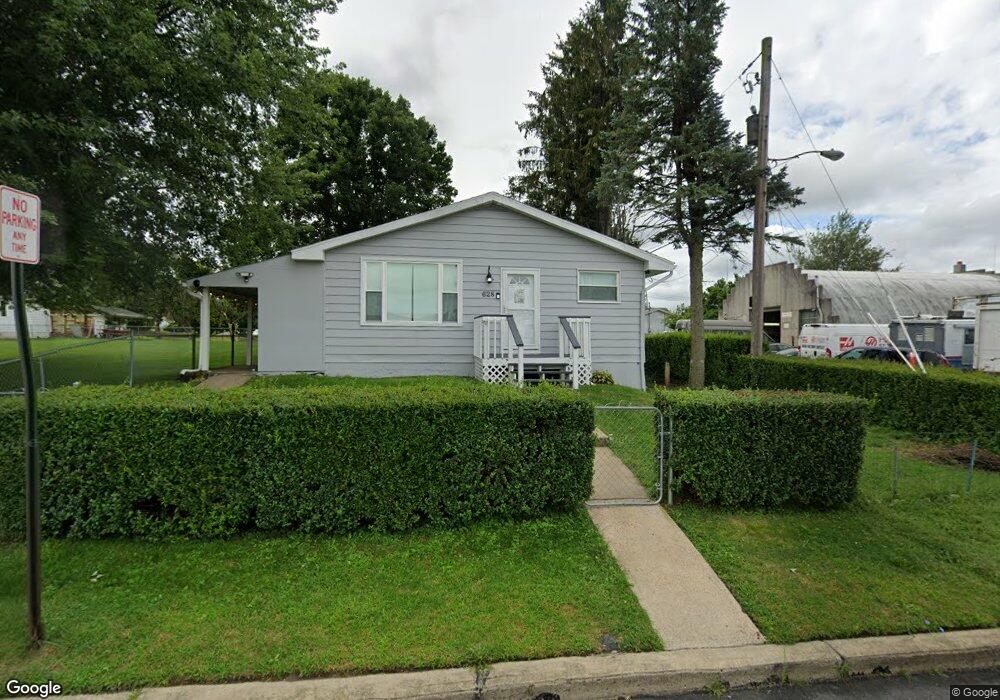 628 W 24th St, Hazleton, PA 18202 - photo 1