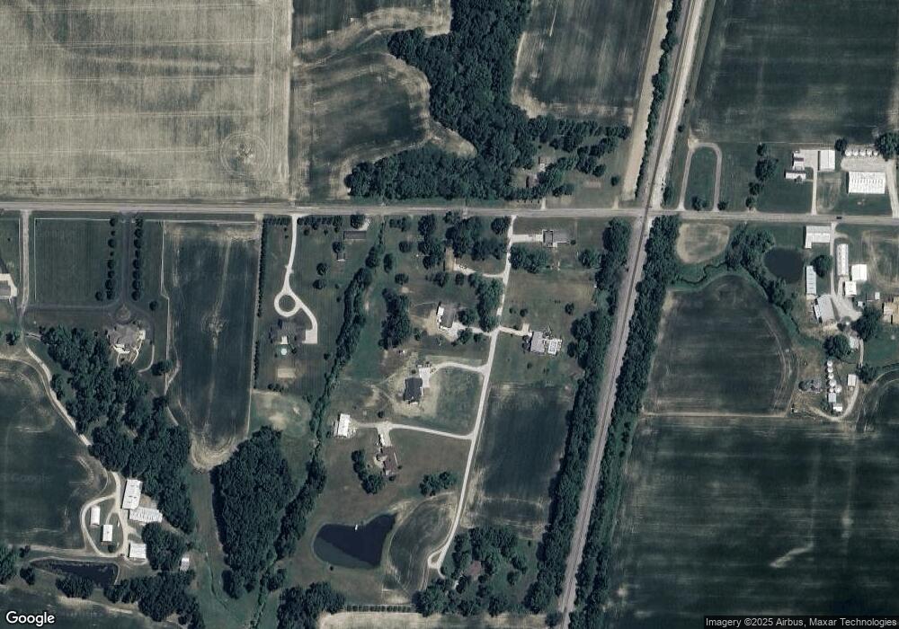 9935 N 1290th St, Effingham, IL 62401 - photo 1