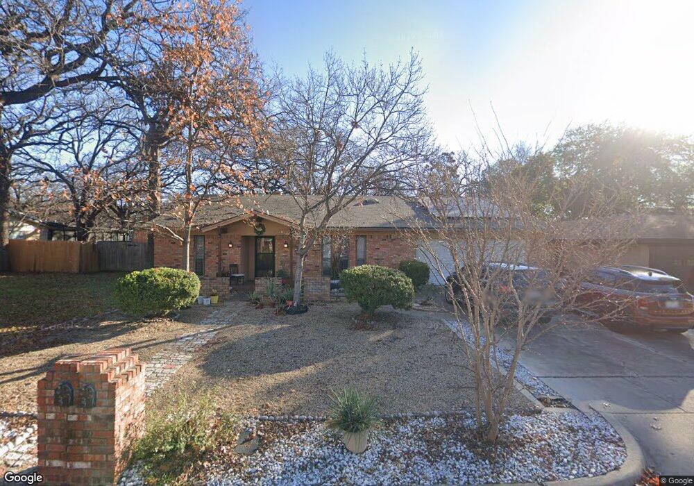 232 Cooper Dr, Hurst, TX 76053 - photo 1