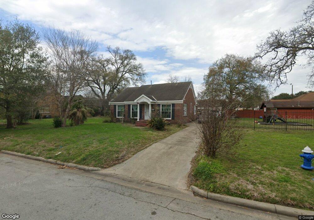 511 Fairbanks St, Houston, TX 77009 - photo 1