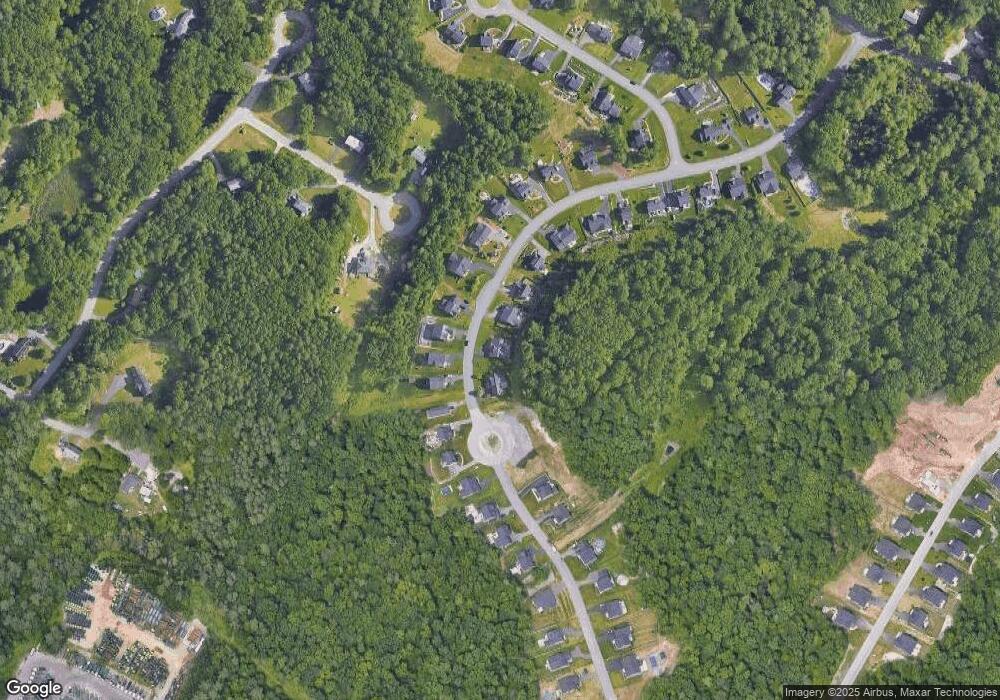 27 Calla Rd, Londonderry, NH 03053 - photo 1