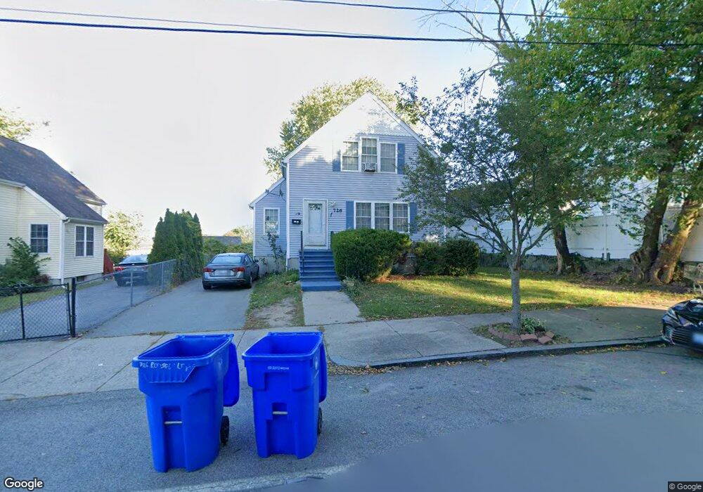 726 Roosevelt Ave, Pawtucket, RI 02860 - photo 1