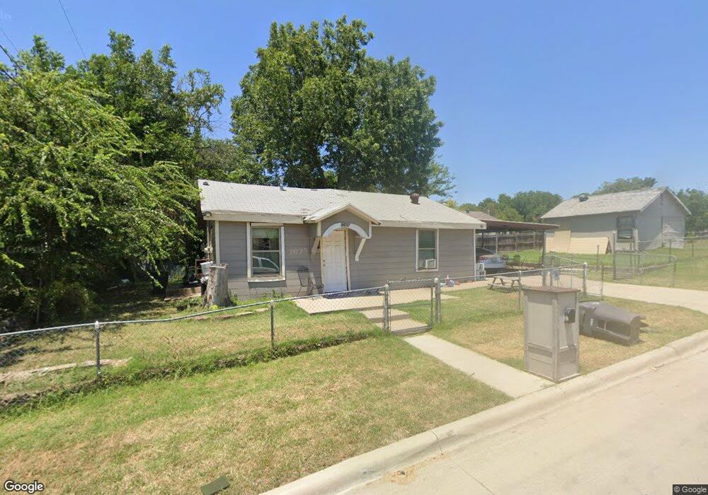 2657 Menefee Ave, Fort Worth, TX 76106 - photo 1
