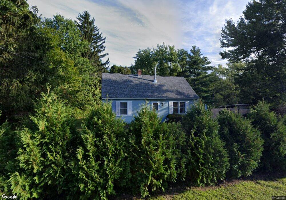 64 Potwine Ln, Amherst, MA 01002 - photo 1