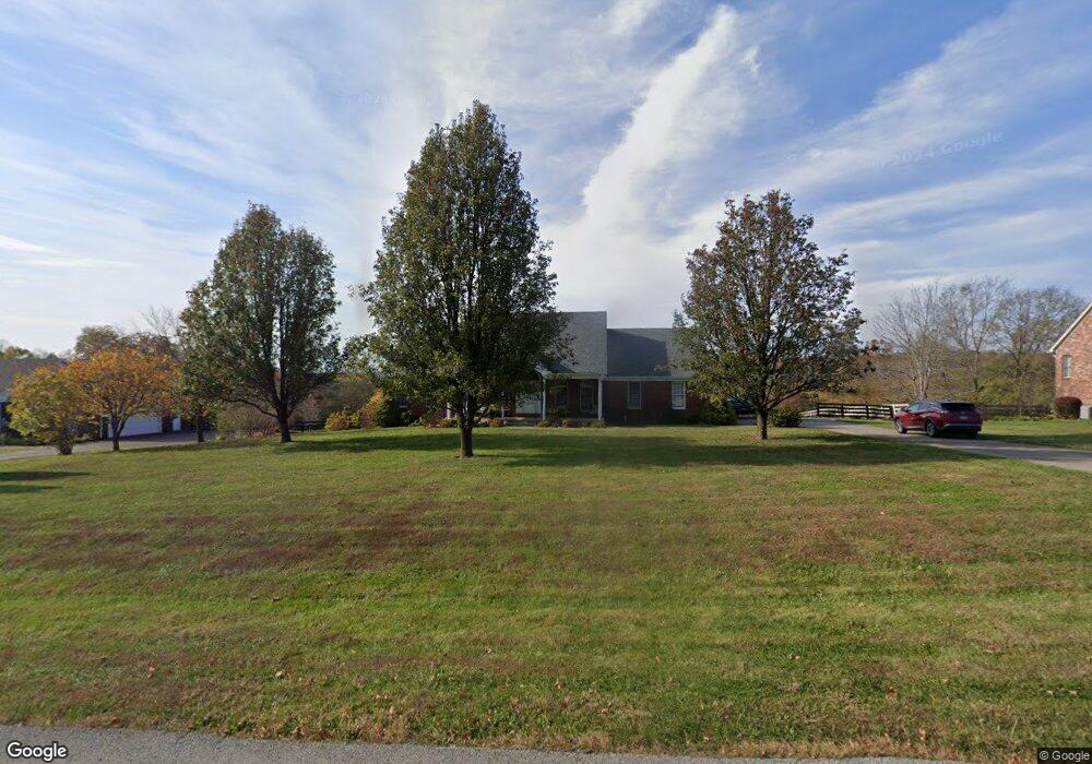 2013 Clark Pointe Dr, Crestwood, KY 40014 - photo 1