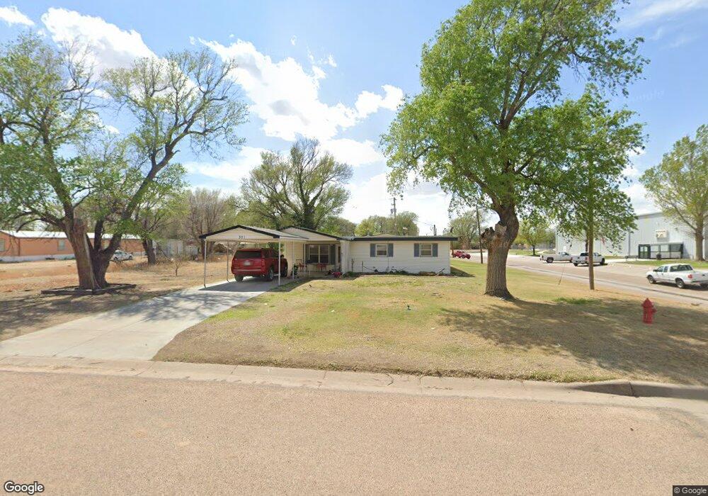 301 S Madison St, Hugoton, KS 67951 - photo 1