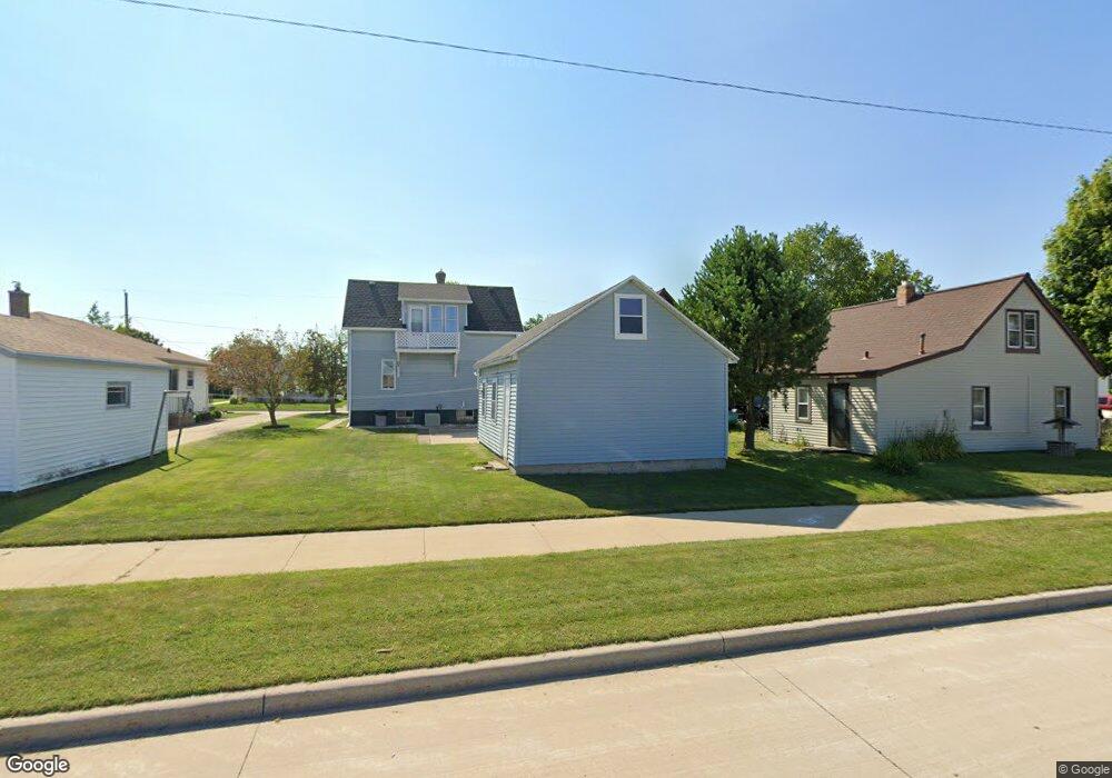 1323 S 31st St, Manitowoc, WI 54220 - photo 1