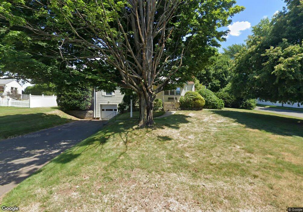 90 Cloverdale Cir, Wethersfield, CT 06109 - photo 1