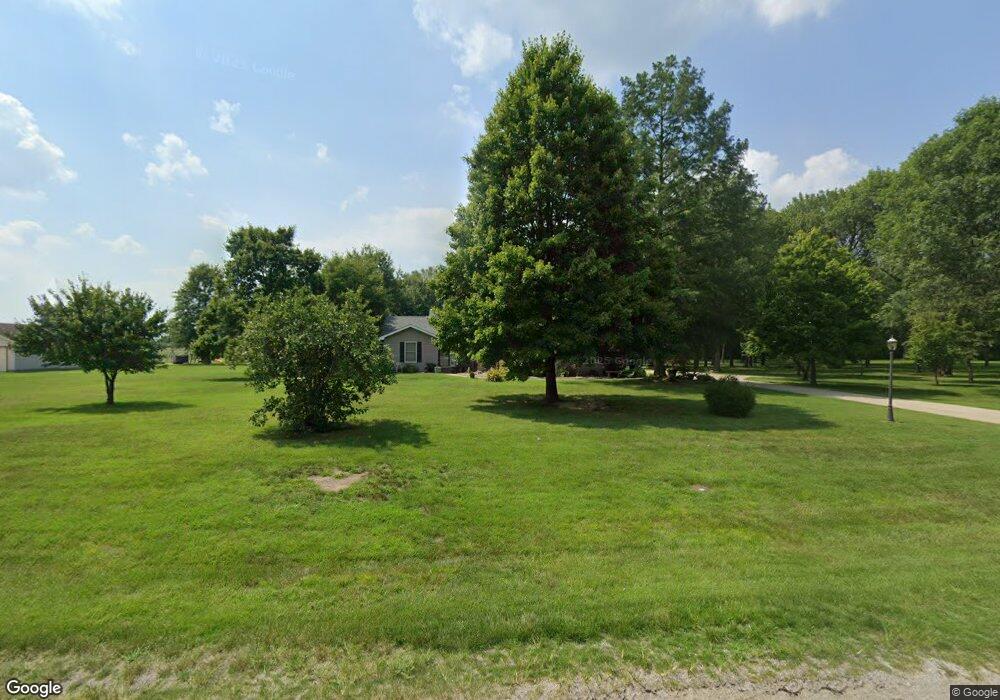 100 Shirlwin Dr, Granite City, IL 62040 - photo 1