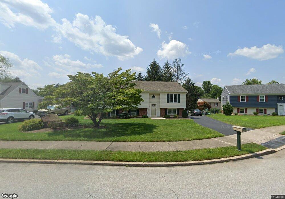 305 Devon Cir, Downingtown, PA 19335 - photo 1