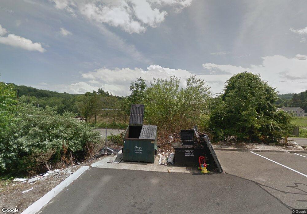 140 Oxford Rd, Oxford, CT 06478 - photo 1