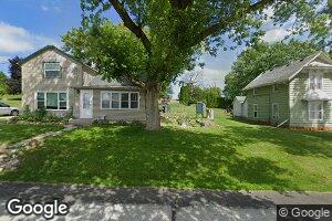 302 Francis Ave, Cascade, WI 53011