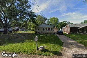 2245 Temple Ave, Waterloo, IA 50702