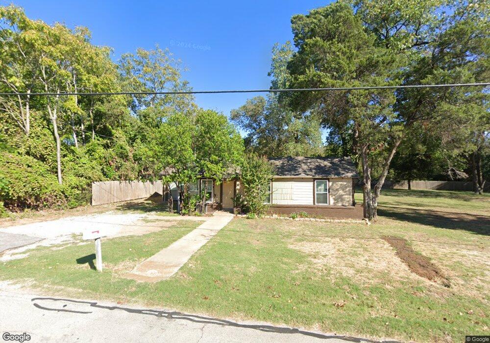 8301 Cardinal Ln, North Richland Hills, TX 76182 - photo 1