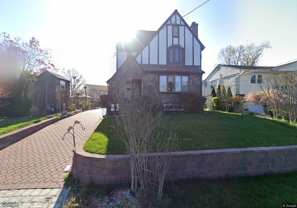 64 Windermere Dr, Yonkers, NY 10710 - photo 1
