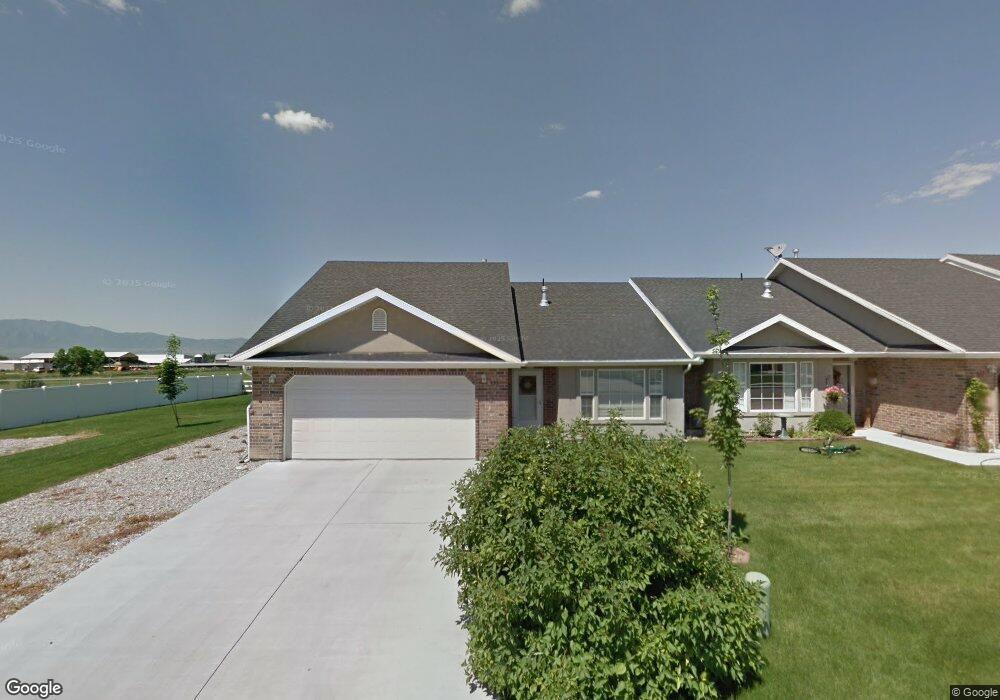 435 S 80 W, Smithfield, UT 84335 - photo 1