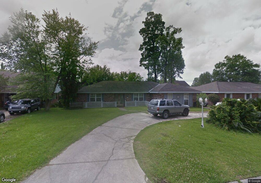 1515 S Chateau Cir, Lake Charles, LA 70605 - photo 1