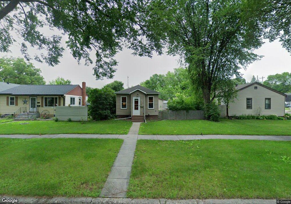 1605 8th St N, Fargo, ND 58102 - photo 1