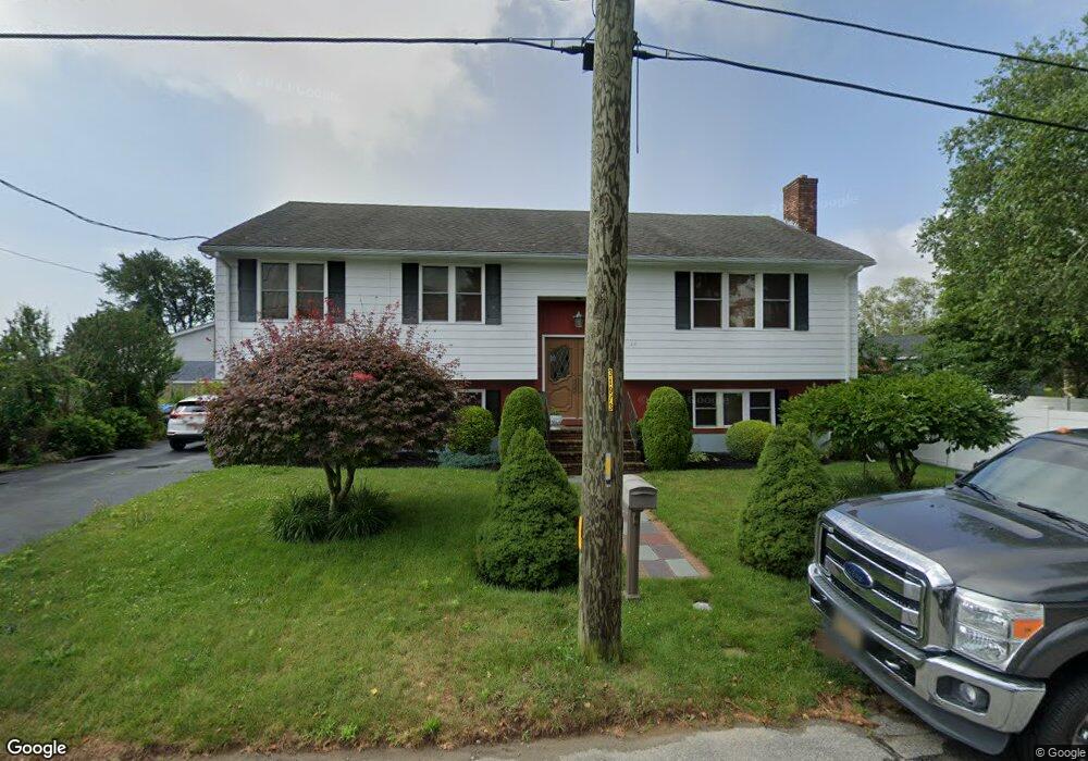 20 Palmer St, South Dartmouth, MA 02748 - photo 1