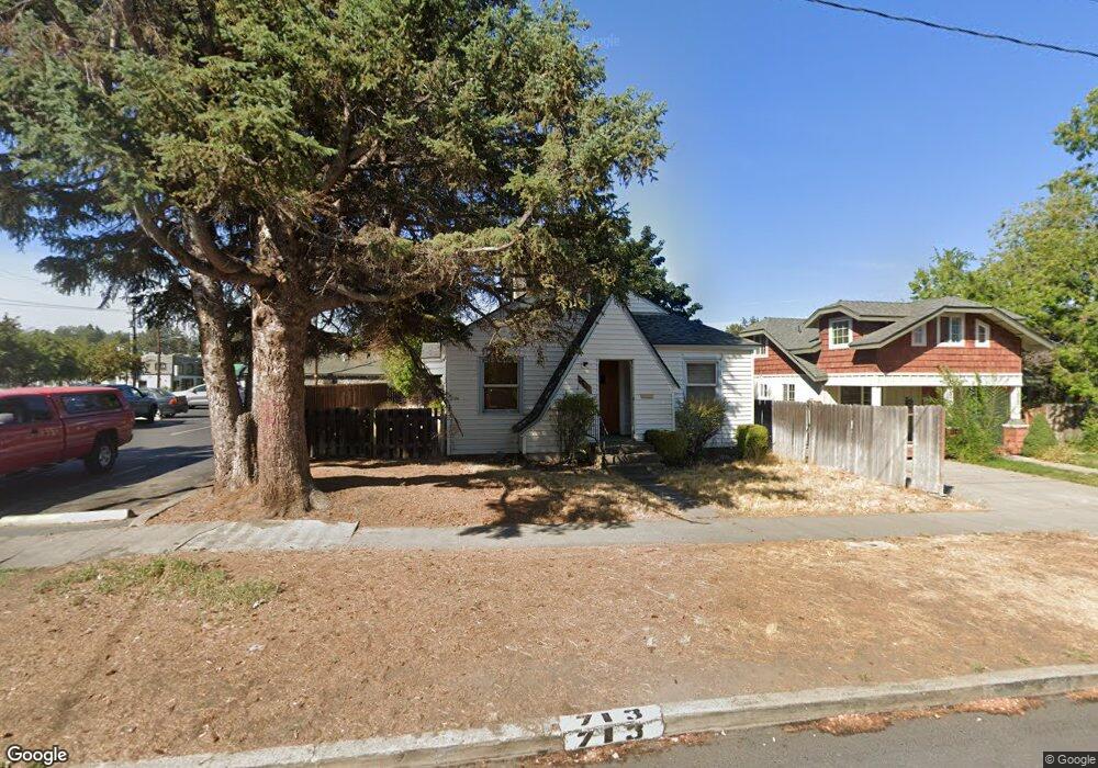 713 NW Harmon Blvd, Bend, OR 97701 - photo 1