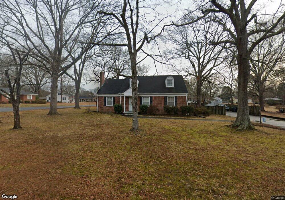 216 N Country Club Dr, Oxford, NC 27565 - photo 1