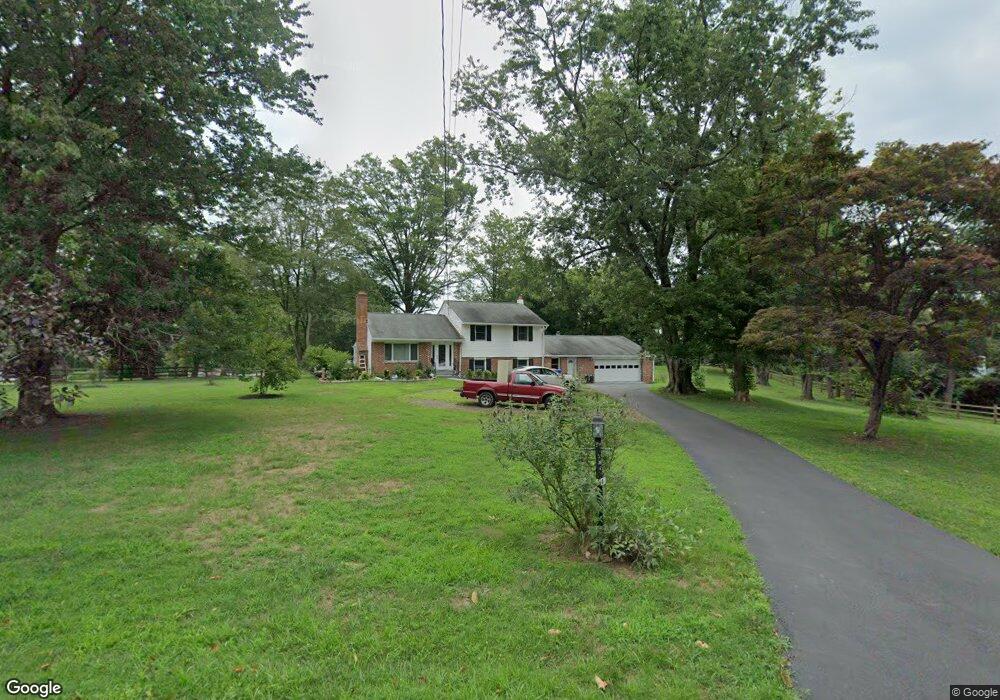 40 Skyline Dr, Glen Mills, PA 19342 - photo 1