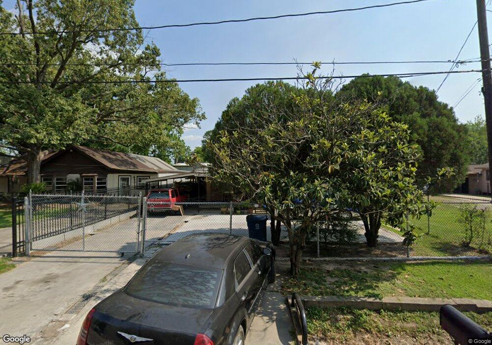 4610 Mesquite St, Houston, TX 77093 - photo 1
