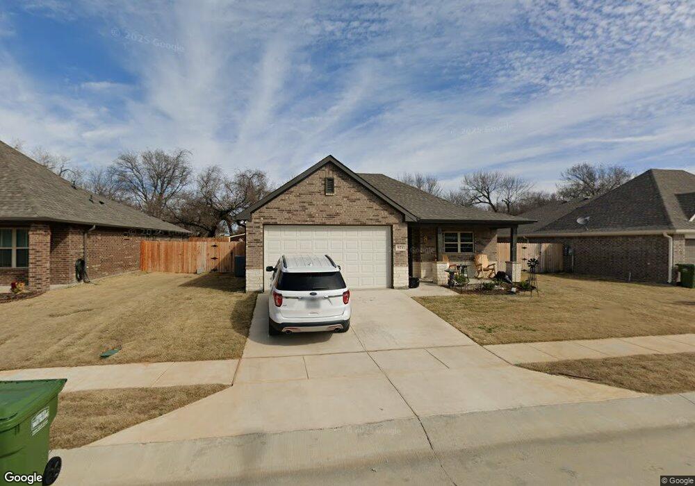 921 Sam St, Springtown, TX 76082 - photo 1