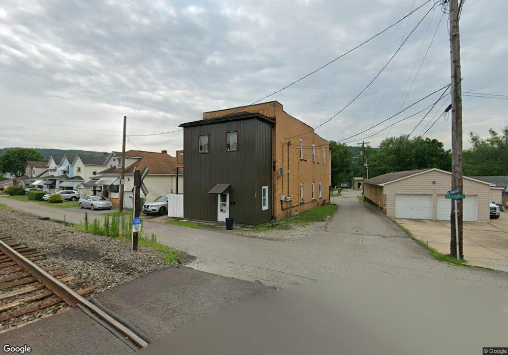 312 E Elm St, North Apollo, PA 15673 - photo 1