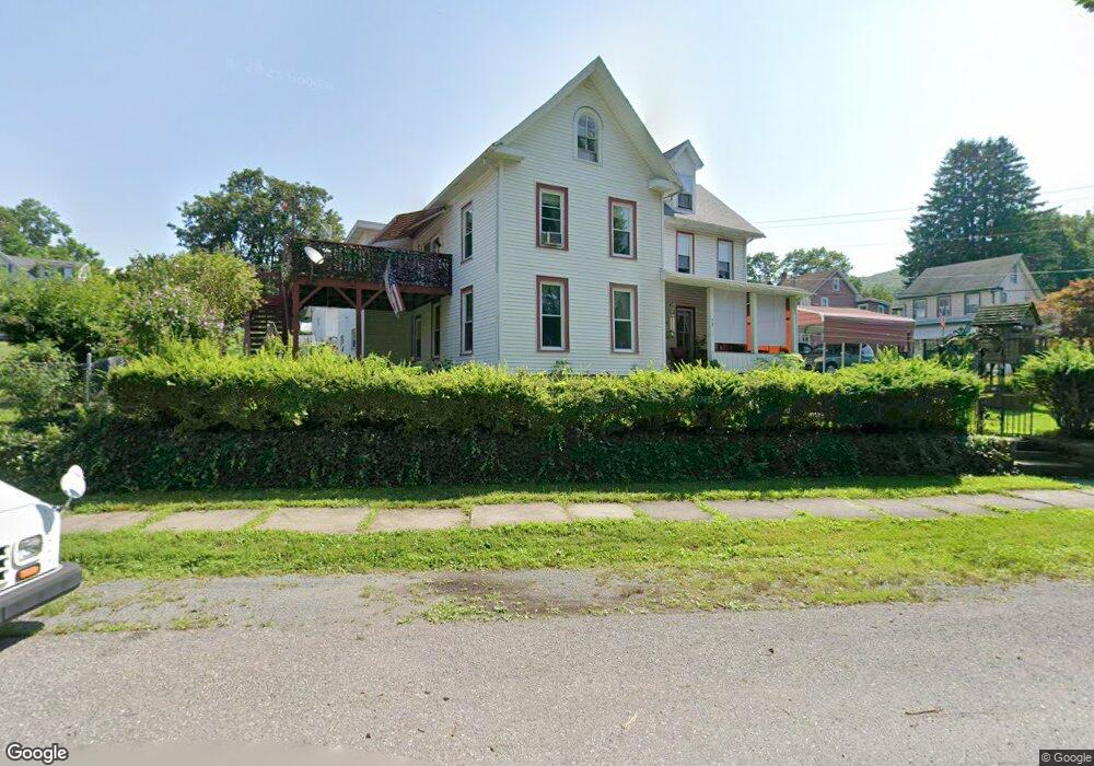 27 E Front St, Jim Thorpe, PA 18229 - photo 1