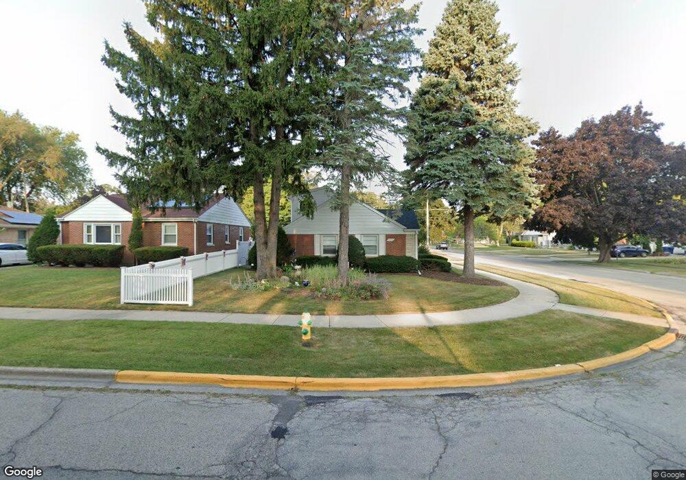 516 N Martin Ave, Waukegan, IL 60085 - photo 1