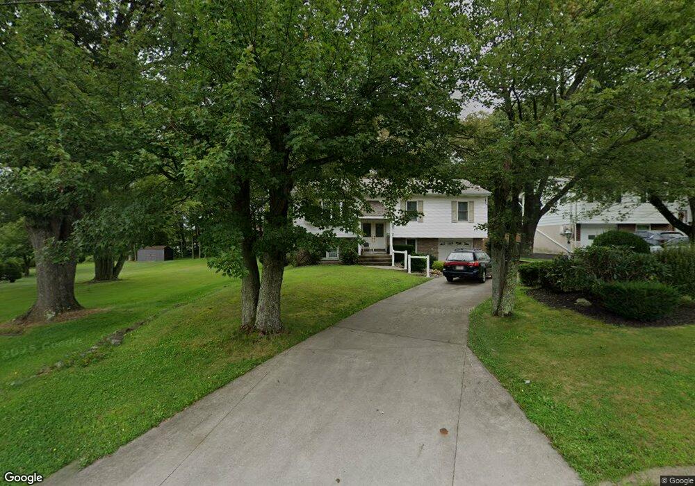 915 Carson St, Hazleton, PA 18201 - photo 1